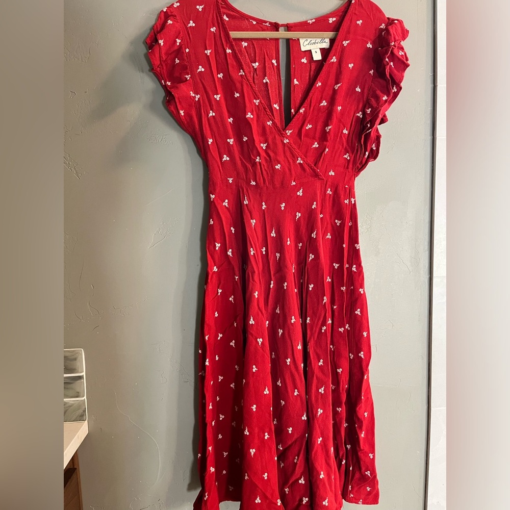 Cleobella Flutter Sleeve Midi Dress
Size Small
